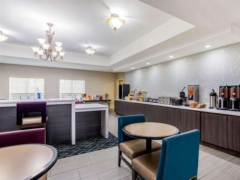 La Quinta Inn & Suites Фултъндейл Екстериор снимка