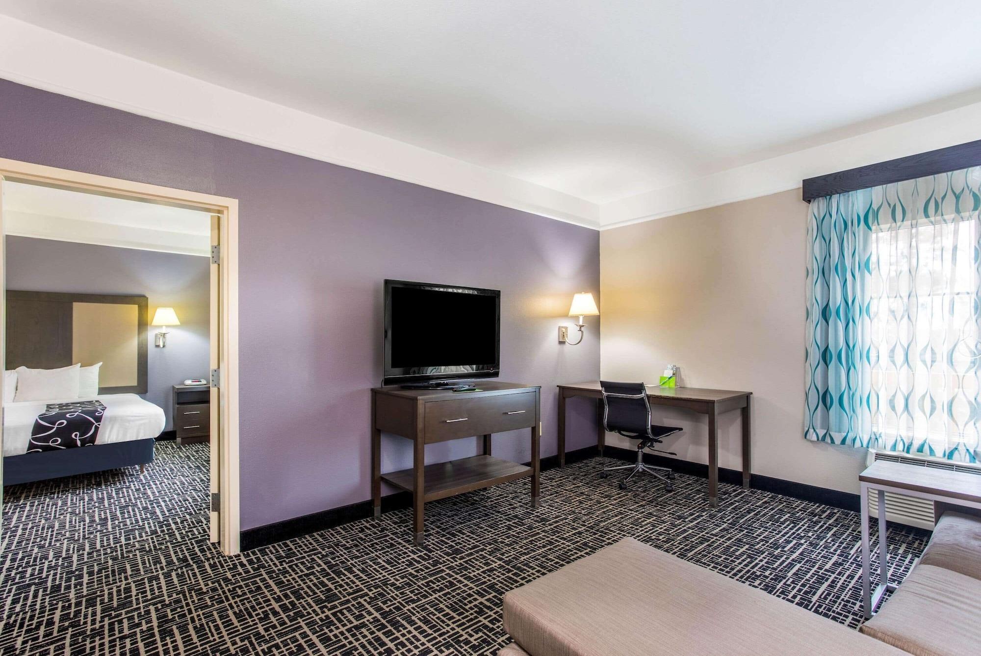 La Quinta Inn & Suites Фултъндейл Екстериор снимка