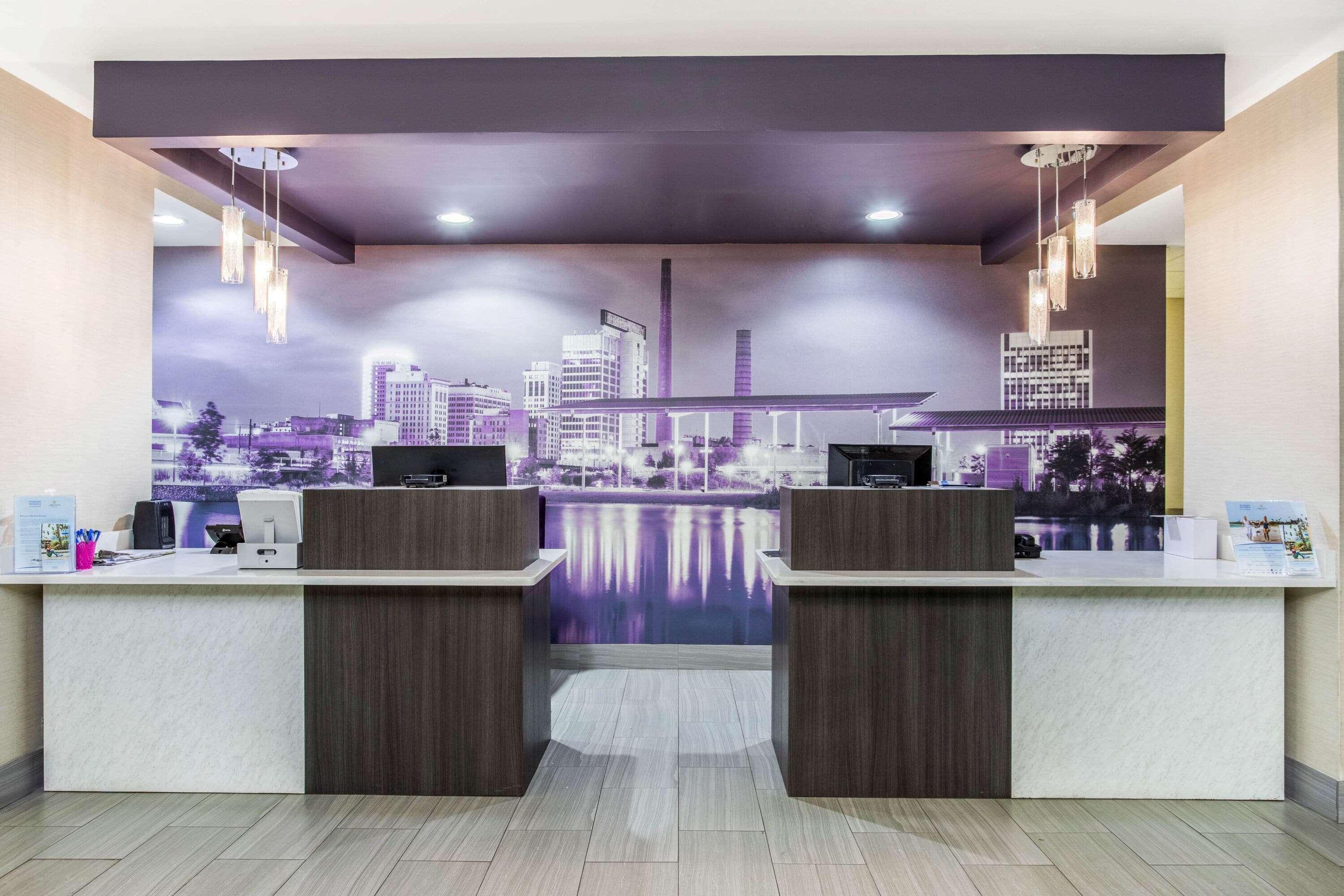La Quinta Inn & Suites Фултъндейл Екстериор снимка